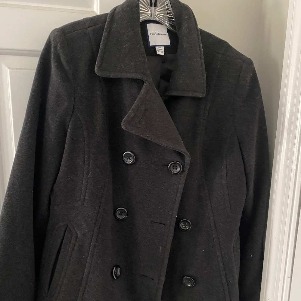 Medium women’s pea coat
